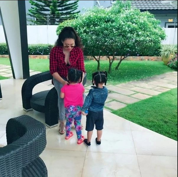 Nadia Buhari with daughters