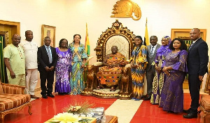 EC's delegation led by Jean Mensa with Asantehene, Otumfuo Osei Tutu II