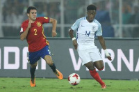 Calum Hudson-Odoi in action for the English U-19 side