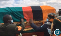 The body of the president was accompanied by DS to cabinet Patrick Kangwa