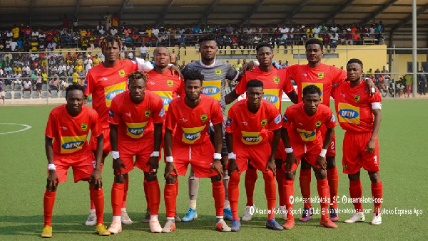 Asante Kotoko players