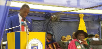 Kwabena Okyere Darko-Mensah addressing the congregation