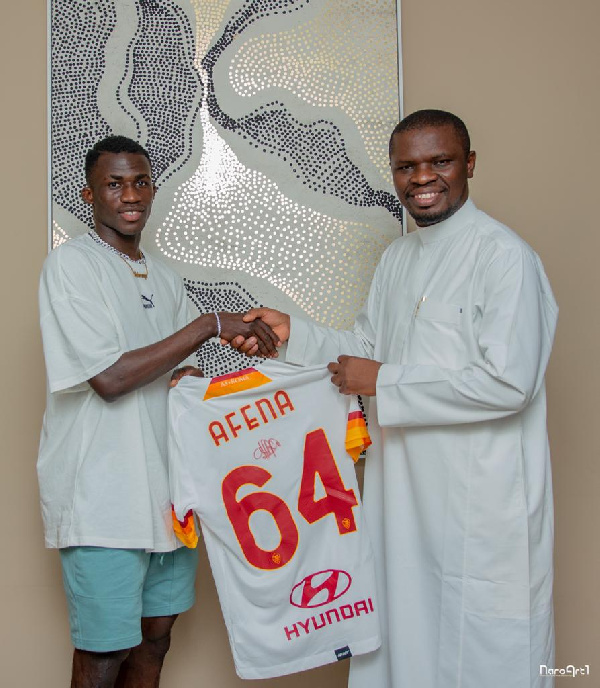 Minister for Youth and Sports, Mustapha Ussif and AS Roma striker, Felix Afena-Gyan