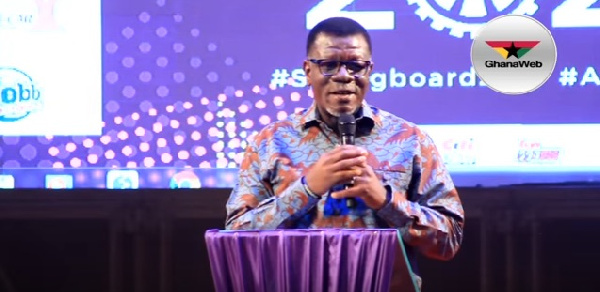 Pastor Mensah Otabil,