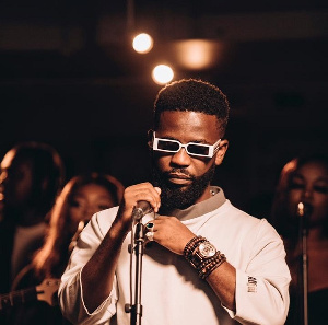 Singer, Bisa Kdei