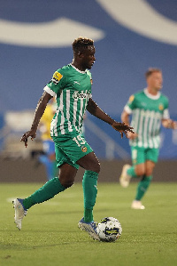 Yabuku scored to snatch a point for Rio Ave in a 2-2 draw against Estoril Praia