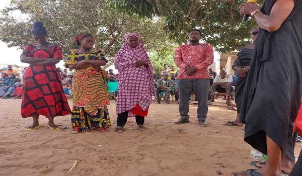 The delegation presented GH¢ 3,000 to the family