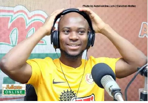 King Promise   Yellow Top