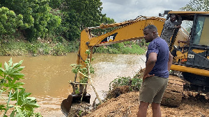 John Dumelo Dredging Exercise