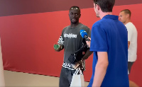 Sadio Mane confronts journalist