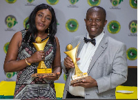 Mrs Okyei Gyeabour (L) and Prof. BK Baiden display their trophies