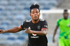 Kwame Peprah Orlando Pirates Action 610x400