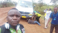 The bus carrying journalists to cover the President's tour in the Upprebroke down