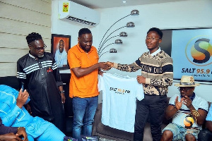 Salt 95.9 FM has signed Kofi Gyinae