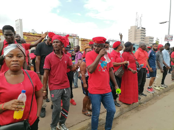 Some of the demonstrators expressing their grievances