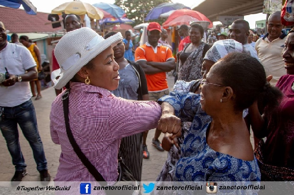 Dr Zanetor spoke to market women at Adabraka to avoid handshakes.