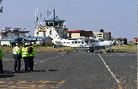 A British tourist in Kenya lost a bag containing around $19,000 -- Photo Credit: flightlog