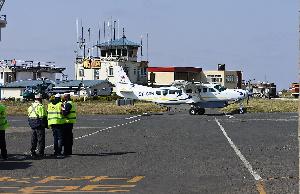 A British tourist in Kenya lost a bag containing around $19,000 -- Photo Credit: flightlog