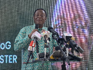 A former Finance Minister, Dr. Kwabena Duffuor speaking at a press cnference