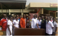 Donors and some hospital staff in a pose for the camera