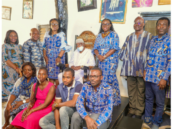 The Wa Naa welcomed the Vice-Chancellor and her entourage, expressing his honour at hosting them