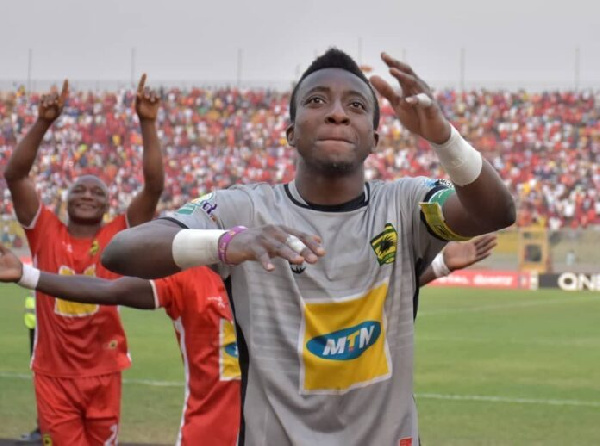 Kotoko goalie Felix Annan