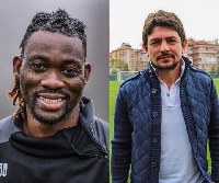 Christian Atsu and technical director of Hatayspor, Taner Savut