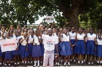 Okyeame Kwame led a group of students to advocate on climate change