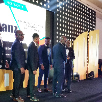 Liranz officials receiving an award for IT Services of the year