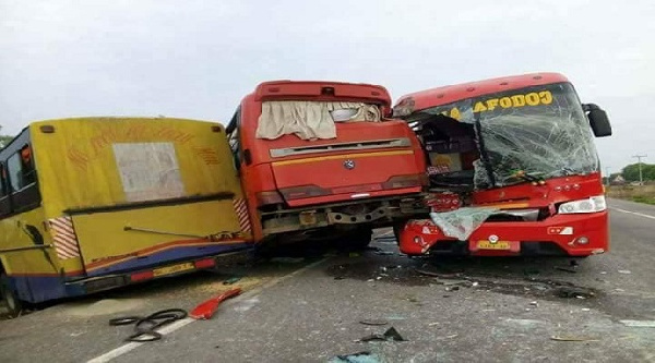 An accident involving 3 travelling coaches