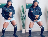 Popular Nigerian singer, Simi dancing to her smash hits, Duduke