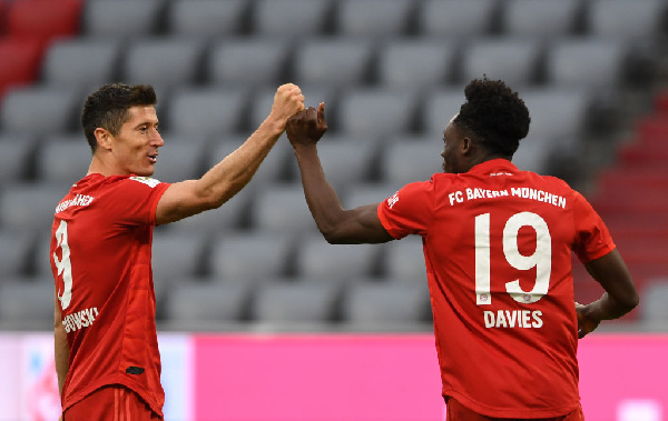 Bayern Munich duo Robert Lewandowski and Alphonso Davies