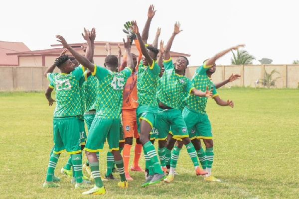 Nsoatreman players celebrating after a hard-fought win against Asante Kotoko