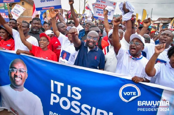 Dr. Mahamudu Bawumia on his campaign tour