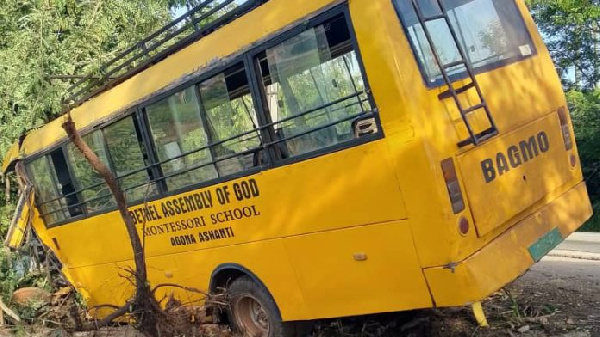 Passengers who sustained injuries were sent to the Nobewam SDA Clinic for medical atttention