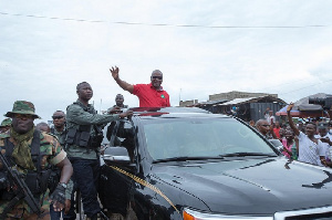 Mahama On Campaign Trail2