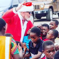 Jerry Teeler having a chat with some of the kids