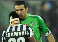 Gianluigi Buffon with Ghanaian teammate at Juve, Kwadwo Asamoah