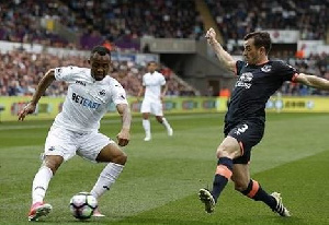 Jordan Ayew Swansea4