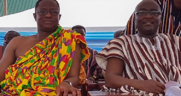 Vice President Dr. Mahamudu Bawumia (R) with John Peter Amewu (L)