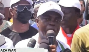 Kwesi Pratt at the 'National March for Palestine' on November 2, 2023