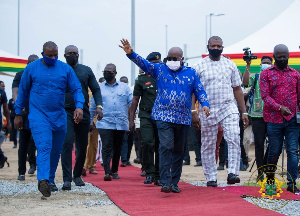 President of Ghana, Nana Addo Dankwa Akufo-Addo (middle)