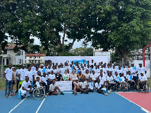 Instructors and participants in a group photo after the event