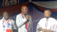 Makafui Kofi Woanya delivers an address after his victory