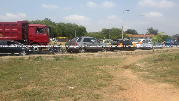 There is heavy vehicular traffic on the campus of the University of Ghana