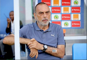 Coach Avram Grant