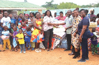 These items, which included stationery, toiletries, food, and cash, were presented to 3 institutions