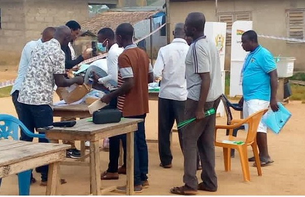 Some supporters of the National Democratic Congress (NDC) in Cape Coast