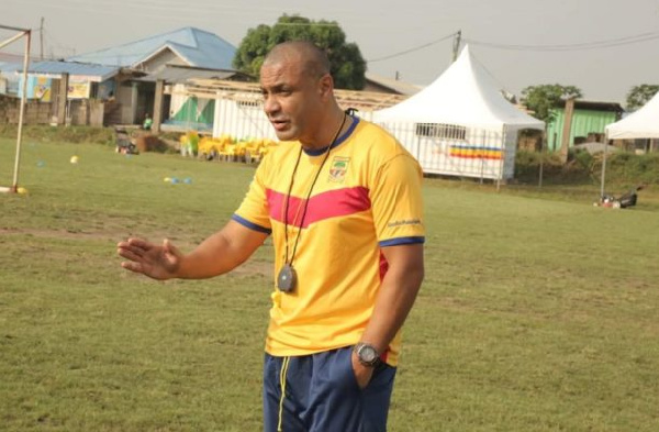 Hearts of Oak coach Kim Grant