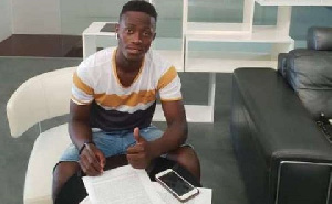 Emmanuel Boateng has signed a two-year Nike